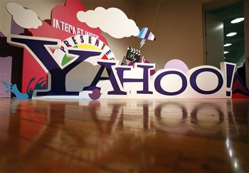Yahoo faces investor mutiny as Asia talks unravel