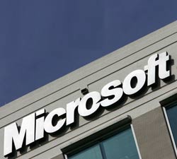 Microsoft hits Motorola, Google with EU complaint