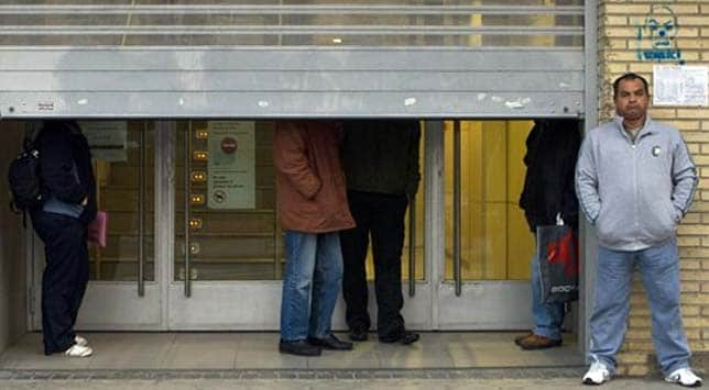 US jobless claims hold steady at four-year low