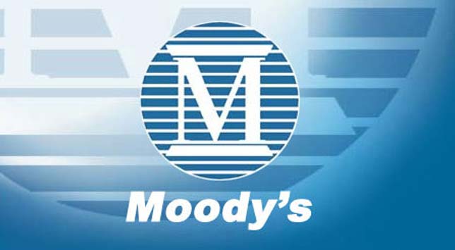 Apple unveils new iPad with sharper screen