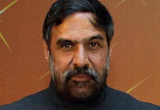 Anand Sharma in favour of hike in cotton MSP; writes letter to Pawar