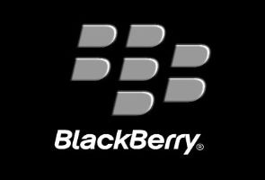 Blackberry-maker close to hiring marketing chief, stock slumps