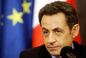 Sarkozy faces defeat as France heads to polls