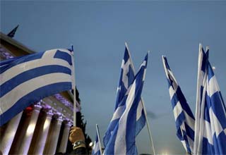 World leaders back Greece, vow to fight financial turmoil