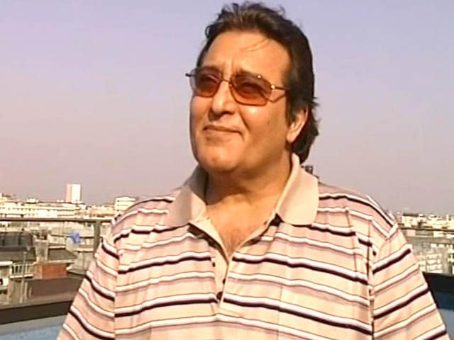 Video : Bombay Talkies With Vinod Khanna (Aired: December 15, 2006)