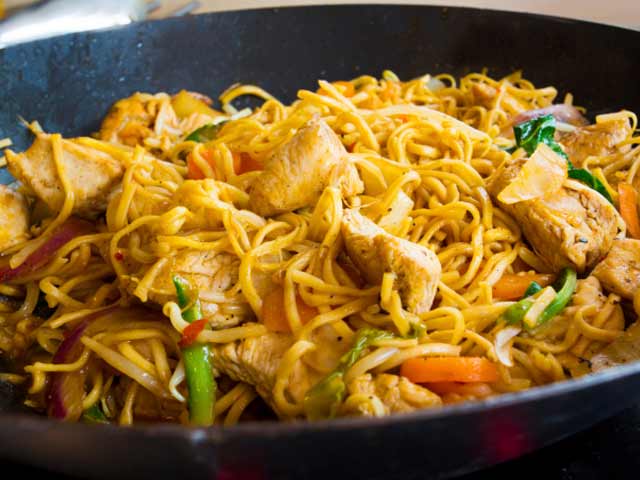 Spicy Singapore Noodles - NDTV Food Videos