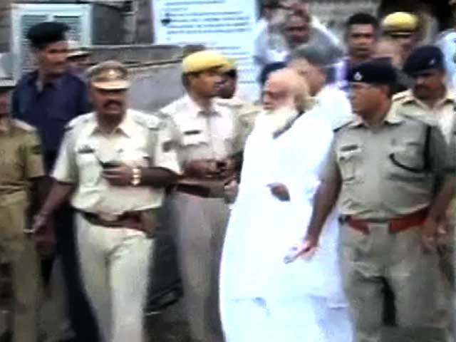 Jodhpur police given custody of Asaram Bapu for a day