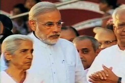 लोकपाल बिल पर गुजरात सरकार और राज्यपाल में फिर तकरार लोकपाल बिल पर गुजरात सरकार और राज्यपाल में फिर तकरार