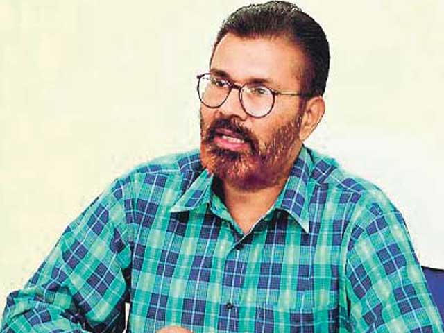 Gujarat cop attacks Amit Shah, reprimands "god" Modi over fake encounters