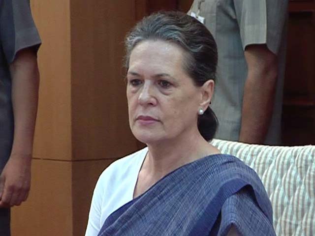 Video : US court issues summons to Congress President Sonia Gandhi