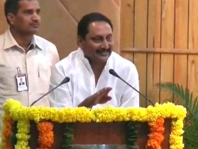 Video : Don't worry about political corruption: Andhra Chief Minister's bizarre remarks