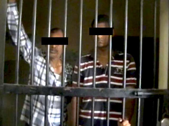 बाप, भाई ने किया नौ सालों तक रेप, दोनों गिरफ्तार