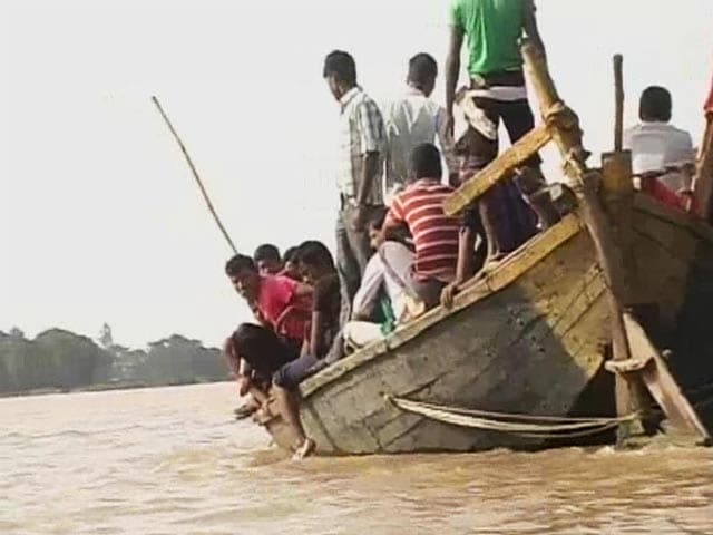 Video : Bihar flood situation worsens, death toll rises to 170