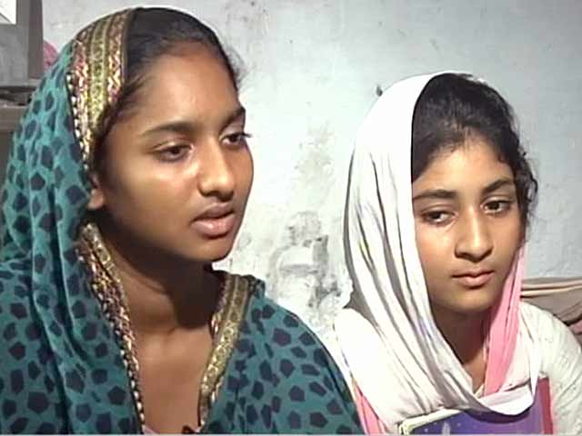 राह तलाशती गुजरात की लड़कियां