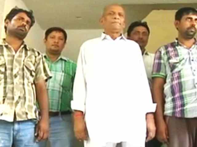 सलाखों के पीछे पहुंचा शिकारी