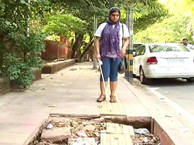 Video : Pavement menace for the visually impaired