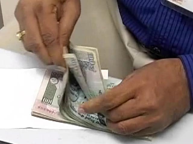Video : Rupee recovers further: Is India on the road to recovery?