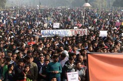 Delhi gang-rape case: All four convicts sentenced to death, rarest of rare cases says judge Delhi gang-rape case: All four convicts sentenced to death, rarest of rare cases says judge