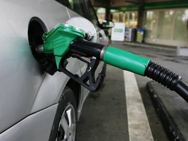 Videos : पेट्रोल मूल्य में 1.63 रुपये की वृद्धि