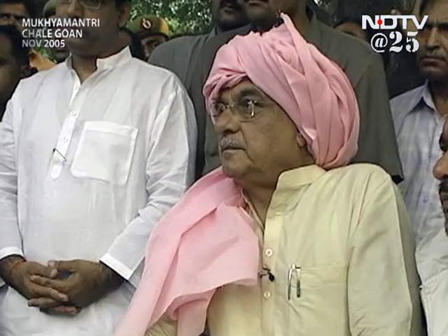 मुख्यमंत्री चले गांव : हरियाणा के बादशाहपुर का दौरा