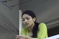 Indie Film Club: Review of 'Dear Mom' (Aired: June 2005) Indie Film Club: Review of 'Dear Mom' (Aired: June 2005)