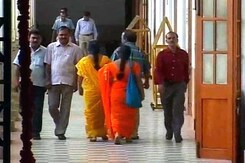 Karnataka government to enforce dress code for its employees Karnataka government to enforce dress code for its employees
