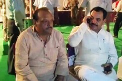 उत्तराखंड : मंत्री की पार्टी में चलीं गोलियां, दो घायल उत्तराखंड : मंत्री की पार्टी में चलीं गोलियां, दो घायल