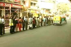 44,000 buses off road in Kolkata for the next 48 hours 44,000 buses off road in Kolkata for the next 48 hours