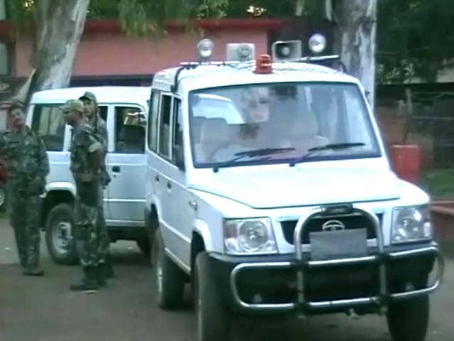 Video : Cop killed in alleged Maoist attack on patrol party