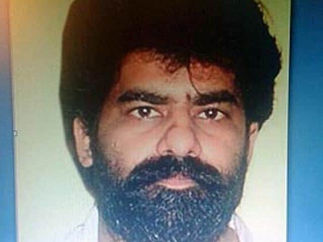 Videos : मुंबई में कोर्ट से संदिग्ध आतंकी अफजल उस्मानी फरार
