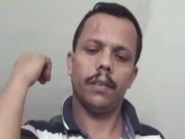 एसएसपी ने अधीनस्थ कर्मचारियों को पीटा, सस्पेंड