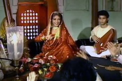 The World This Week: Of poets and tawaifs (Aired: February 1993) The World This Week: Of poets and tawaifs (Aired: February 1993)