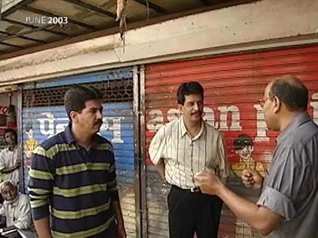Video : Walk The Talk with Mumbai Police's encounter specialists (Aired: June 2003)