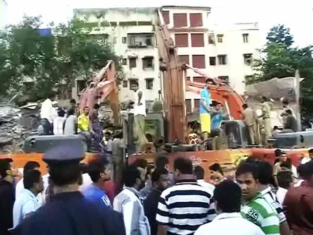 Videos : मुंबई : इमारत गिरने से 40 से ज्यादा मरे
