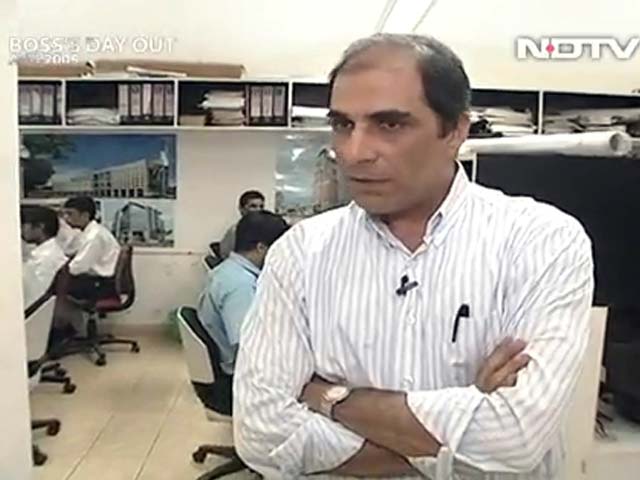Video : Boss' Day Out with Hafeez Contractor (Aired: August 2005)