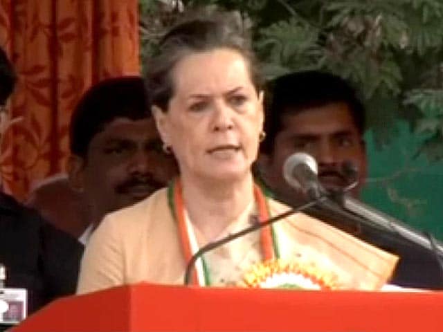 Video : They mock PM, but whole party stands by him: Sonia Gandhi