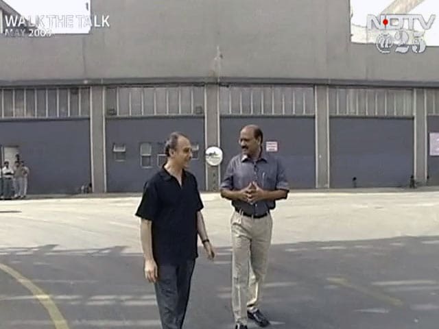 Video : Walk The Talk: Arun Shourie (Aired: May 2003)