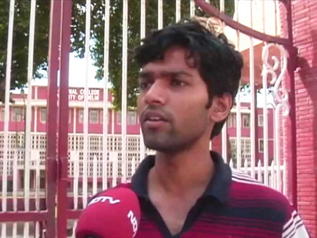 दिल्ली के कॉलेजों दिल्ली वालों का कोटा!