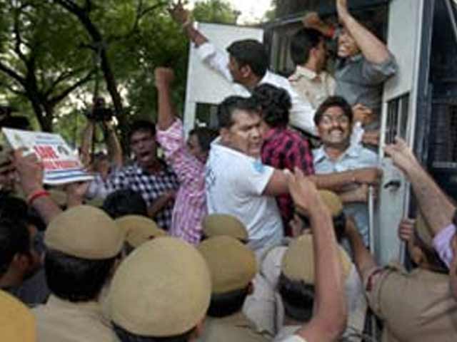 Videos : तेलंगाना राज्य के गठन को कैबिनेट ने दी मंजूरी
