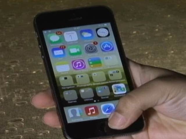 Video : First touch: iPhone 5s fingerprint scanner - is it worth it?
