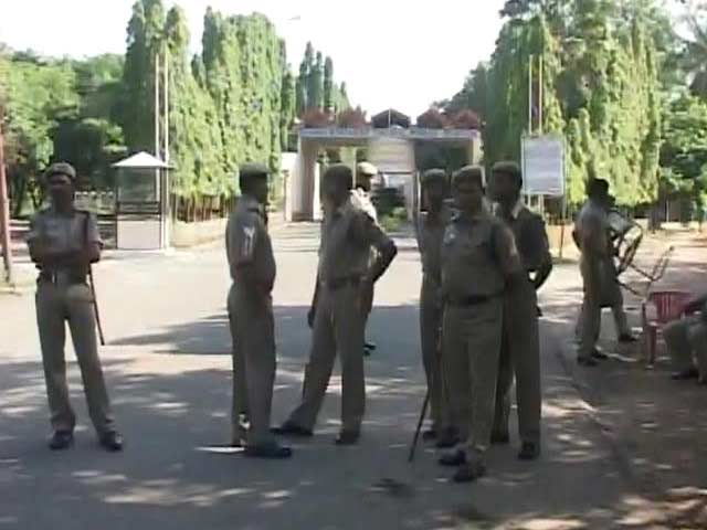 Telangana fallout: curfew on, power hit