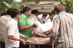 Delhi University teacher who alleged sexual harassment dies of burns Delhi University teacher who alleged sexual harassment dies of burns