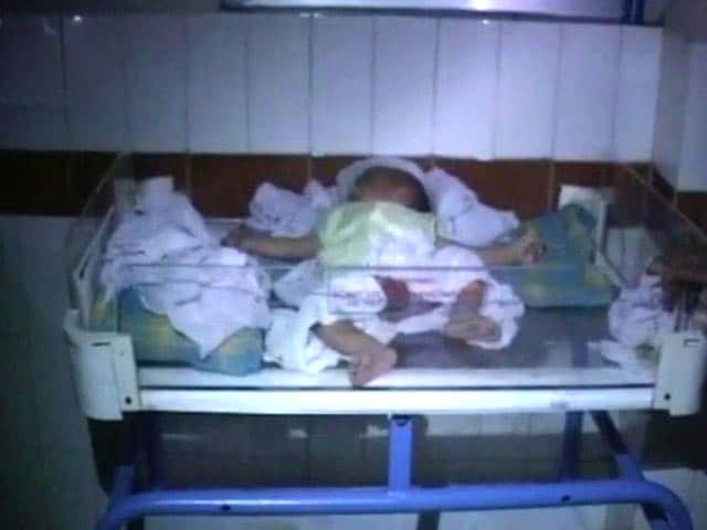 Video : Telangana turmoil: power crisis hits Andhra Pradesh hospitals, newborns suffer