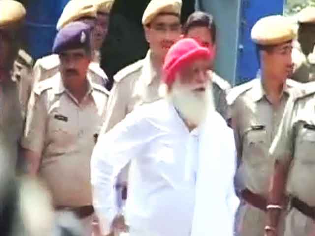 मीडिया को अटकलें लगाने से रोका जाए : आसाराम