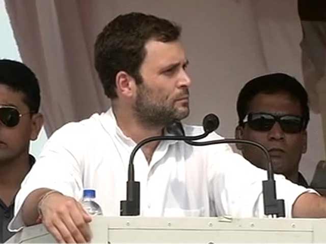 राहुल गांधी ने साधा सपा-बसपा पर निशाना