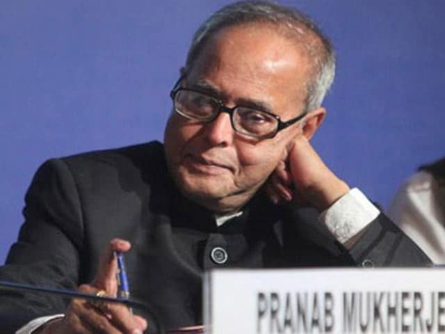 Video : President Pranab Mukherjee changes Bihar plans, no clash with Narendra Modi's rally now