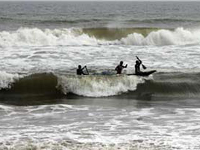 Cyclone Phailin heads for Odisha, Andhra with winds of 200 kmph