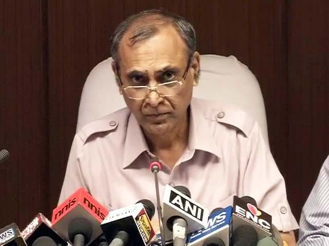 तूफान की तीव्रता कम हुई : मौसम विभाग