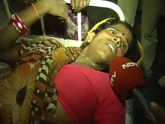 एमपी में भगदड़ : पुलिसवालों पर सनसनीखेज आरोप