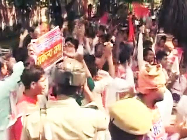 यूपी : वीएचपी की संकल्प यात्रा, सुरक्षा कड़ी